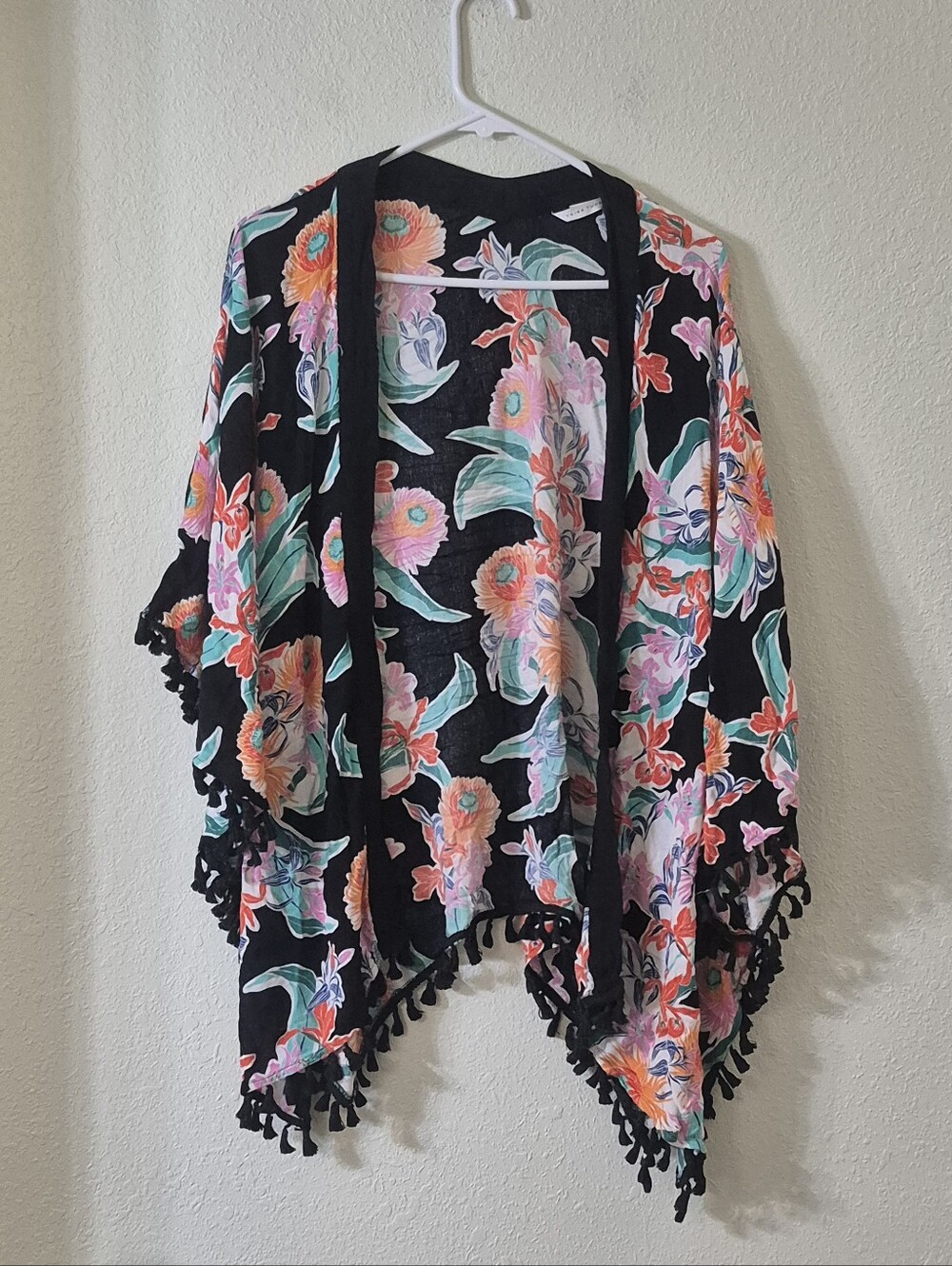 Decorative floral kimono/cover